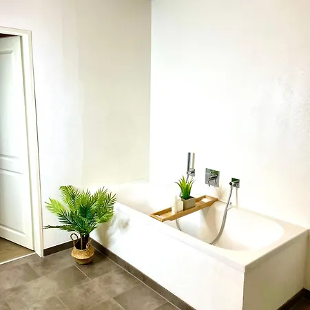 Apartament 130M2 Loft - Balkon, Smart Tv, Badewanne, Kaffee Rosenheim Zewnętrze zdjęcie