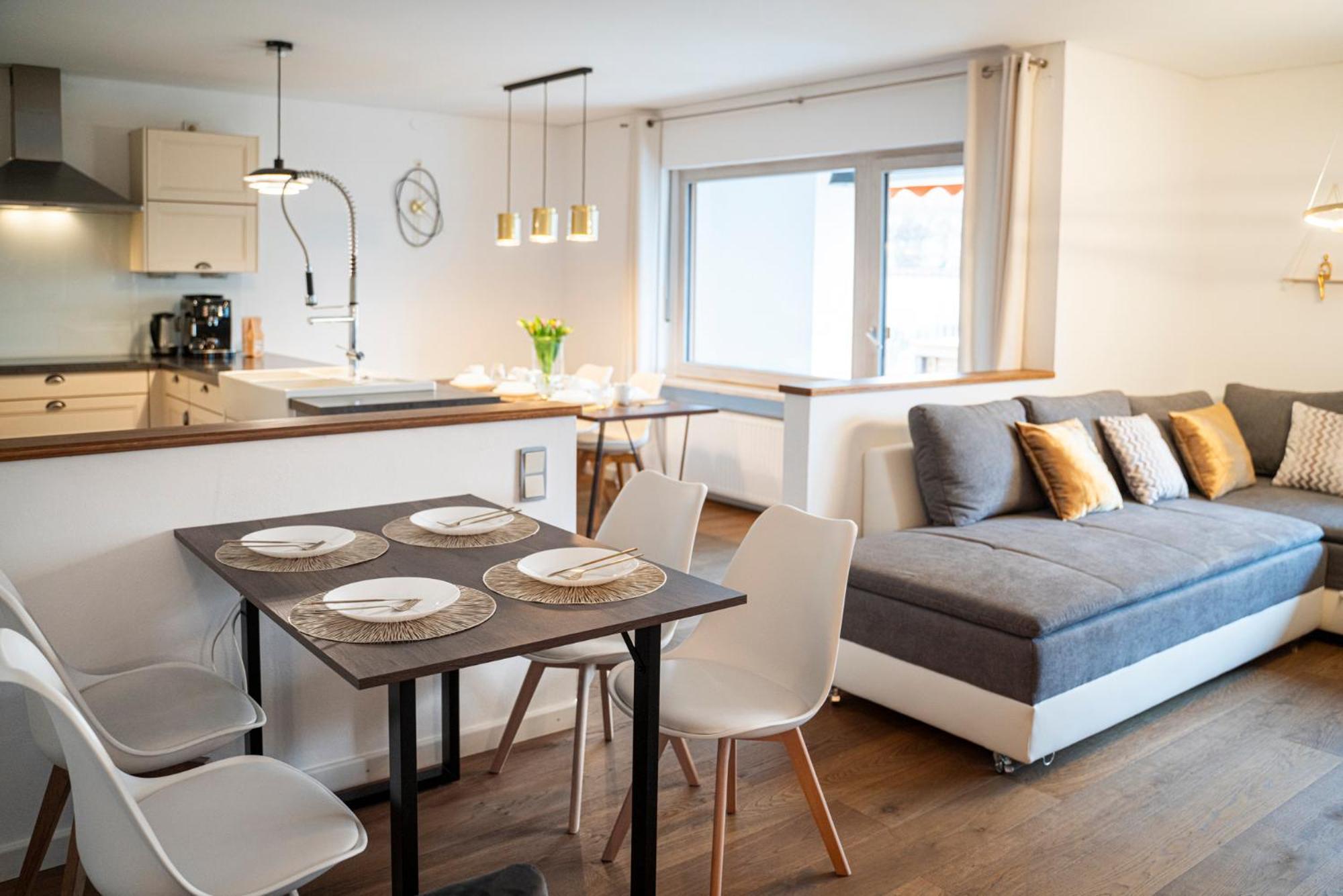 130m2 Loft - Balkon, Smart Tv, Badewanne, Kaffee * Rosenheim